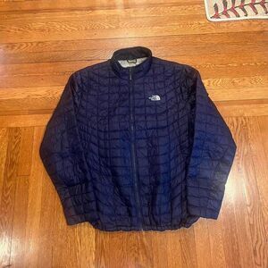 The north‎ face thermoball puffer jacket